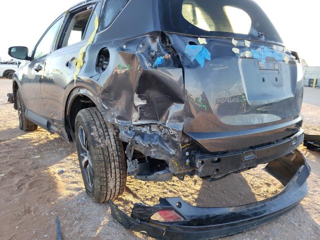 Photo 8 VIN: 2T3WFREV8HW323110 - TOYOTA RAV4 XLE 