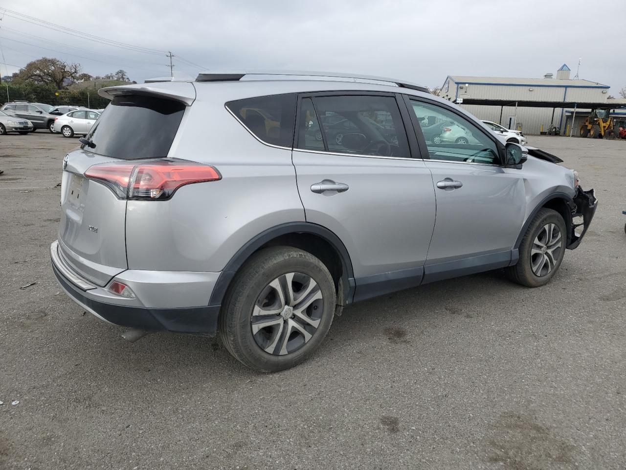 Photo 2 VIN: 2T3WFREV8HW403457 - TOYOTA RAV 4 