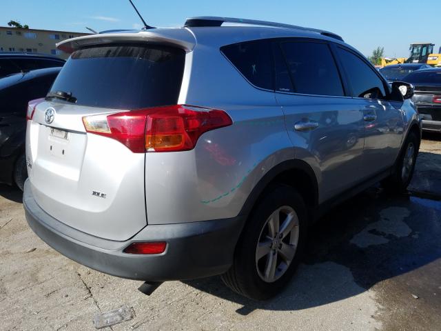 Photo 3 VIN: 2T3WFREV9EW082623 - TOYOTA RAV4 XLE 