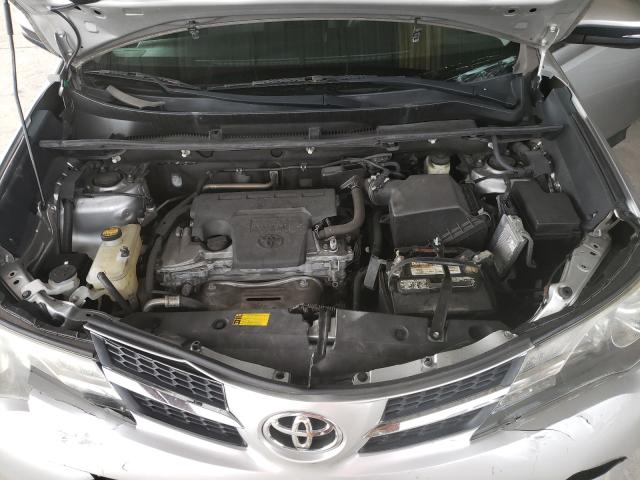 Photo 6 VIN: 2T3WFREV9EW095839 - TOYOTA RAV4 XLE 