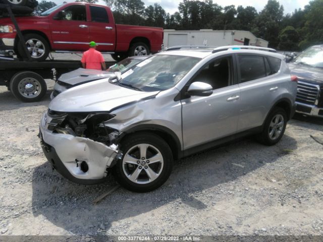 Photo 1 VIN: 2T3WFREV9FW152610 - TOYOTA RAV4 