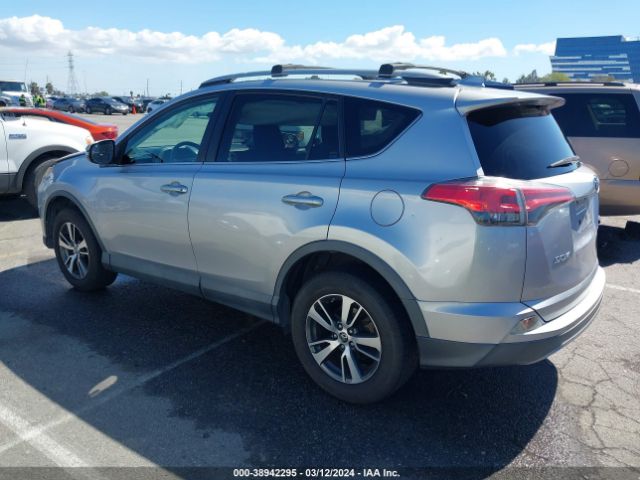 Photo 2 VIN: 2T3WFREV9HW319048 - TOYOTA RAV4 