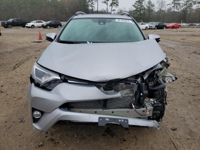 Photo 4 VIN: 2T3WFREV9HW399516 - TOYOTA RAV4 