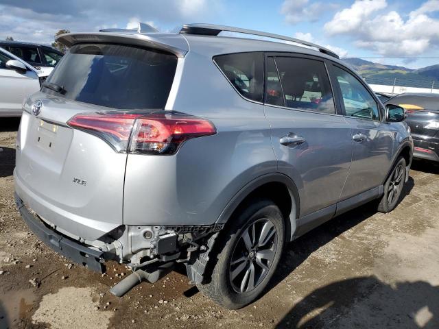 Photo 2 VIN: 2T3WFREV9HW404715 - TOYOTA RAV4 XLE 