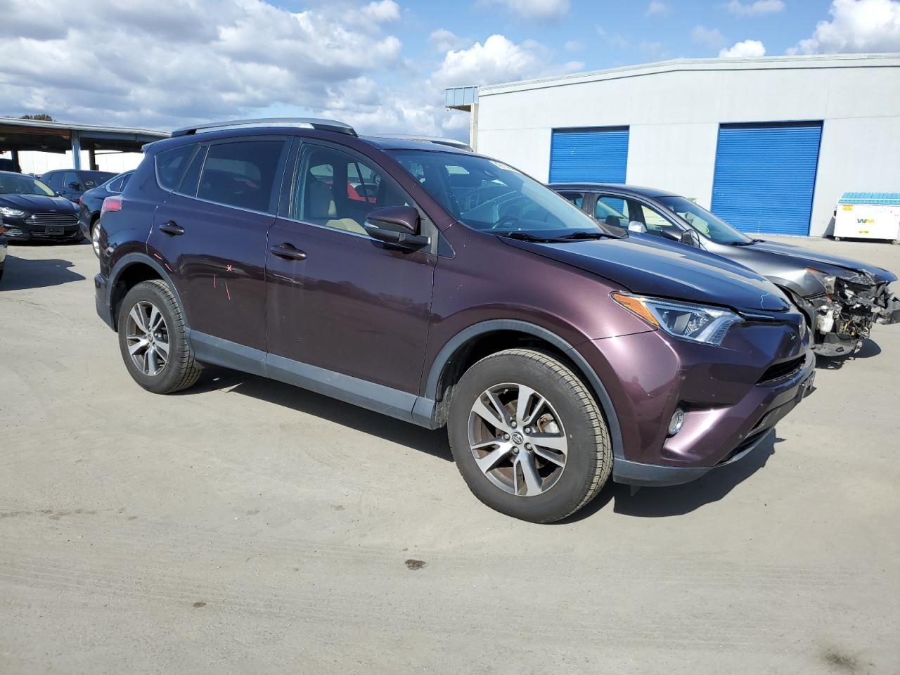 Photo 3 VIN: 2T3WFREV9JW406227 - TOYOTA RAV 4 