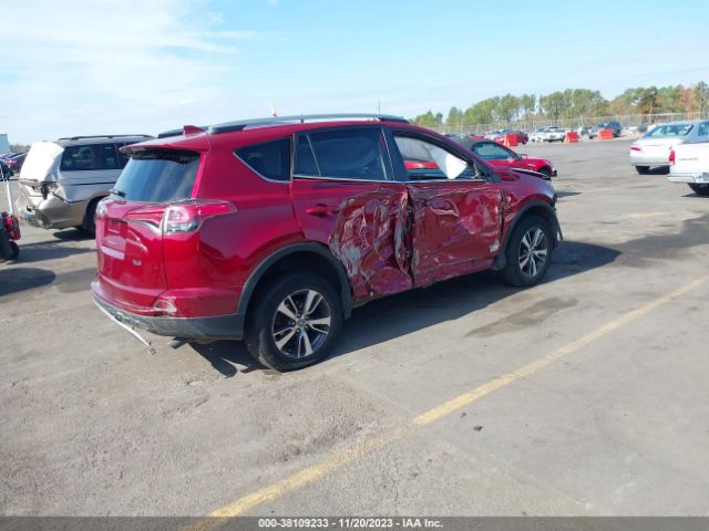 Photo 3 VIN: 2T3WFREV9JW427983 - TOYOTA RAV4 