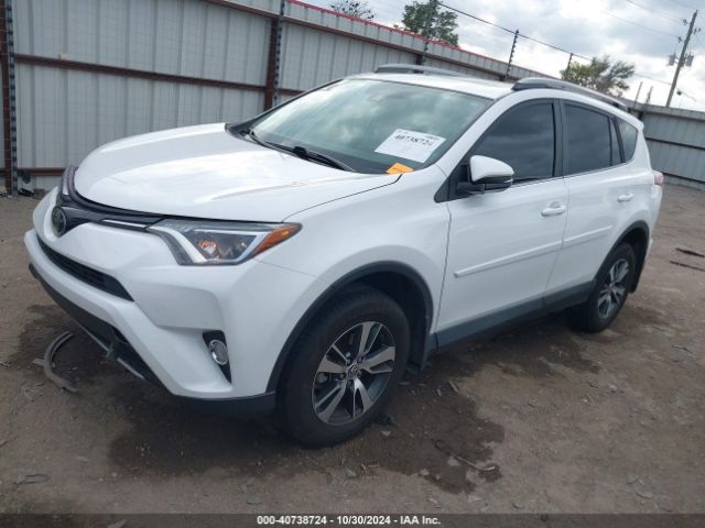 Photo 1 VIN: 2T3WFREV9JW429121 - TOYOTA RAV4 