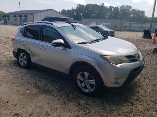 Photo 3 VIN: 2T3WFREVXDW009940 - TOYOTA RAV4 XLE 