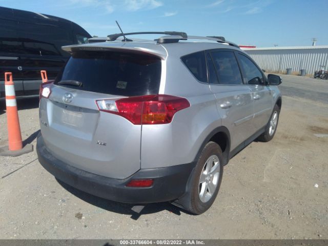 Photo 3 VIN: 2T3WFREVXDW030402 - TOYOTA RAV4 