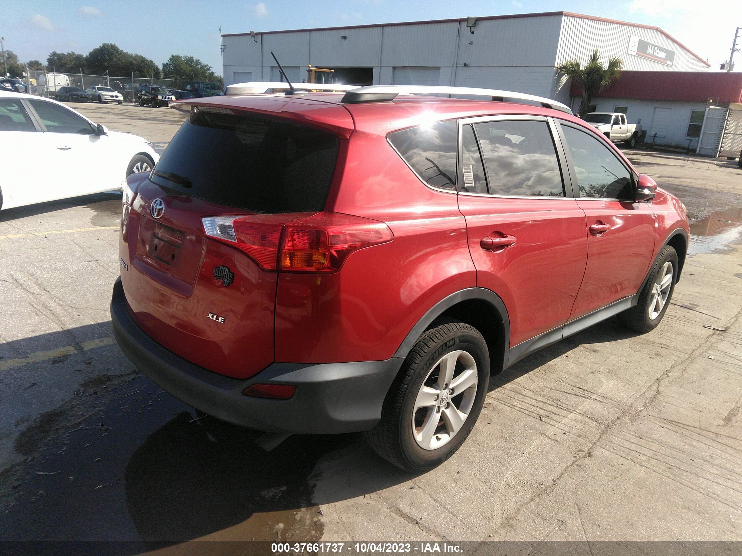 Photo 3 VIN: 2T3WFREVXEW128038 - TOYOTA RAV 4 