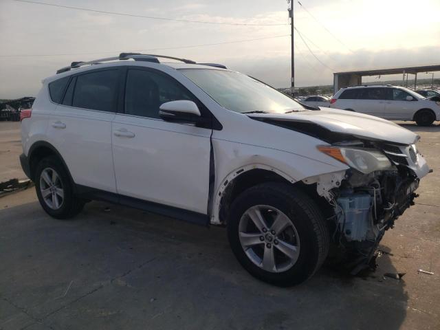 Photo 3 VIN: 2T3WFREVXFW138683 - TOYOTA RAV4 XLE 