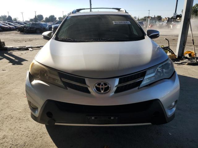 Photo 4 VIN: 2T3WFREVXFW211406 - TOYOTA RAV4 XLE 