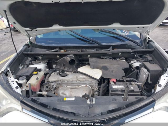 Photo 9 VIN: 2T3WFREVXJW410318 - TOYOTA RAV4 