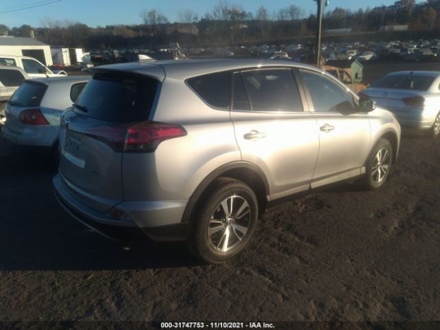 Photo 3 VIN: 2T3WFREVXJW479056 - TOYOTA RAV4 