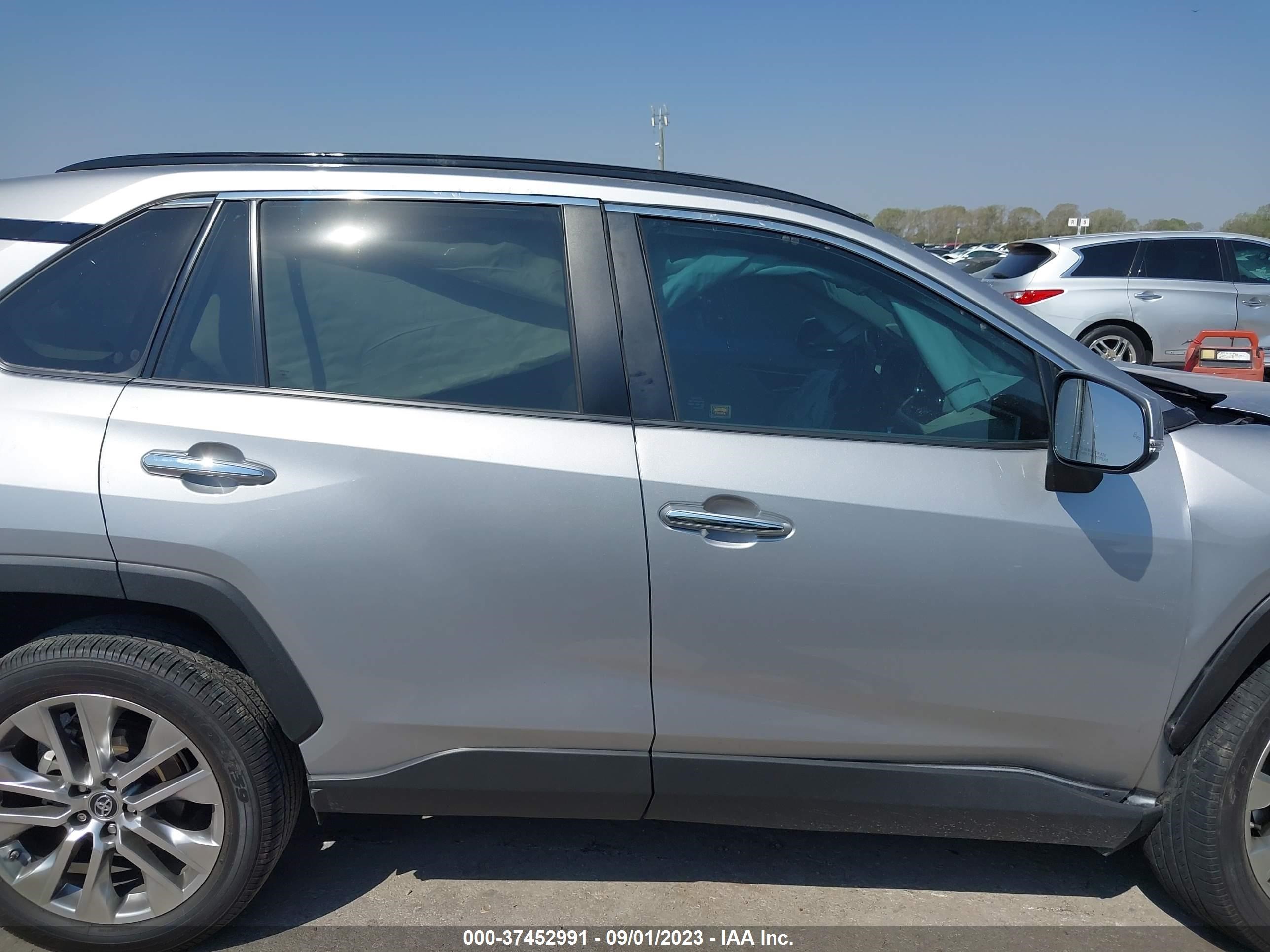 Photo 12 VIN: 2T3Y1RFV5KC008635 - TOYOTA RAV 4 