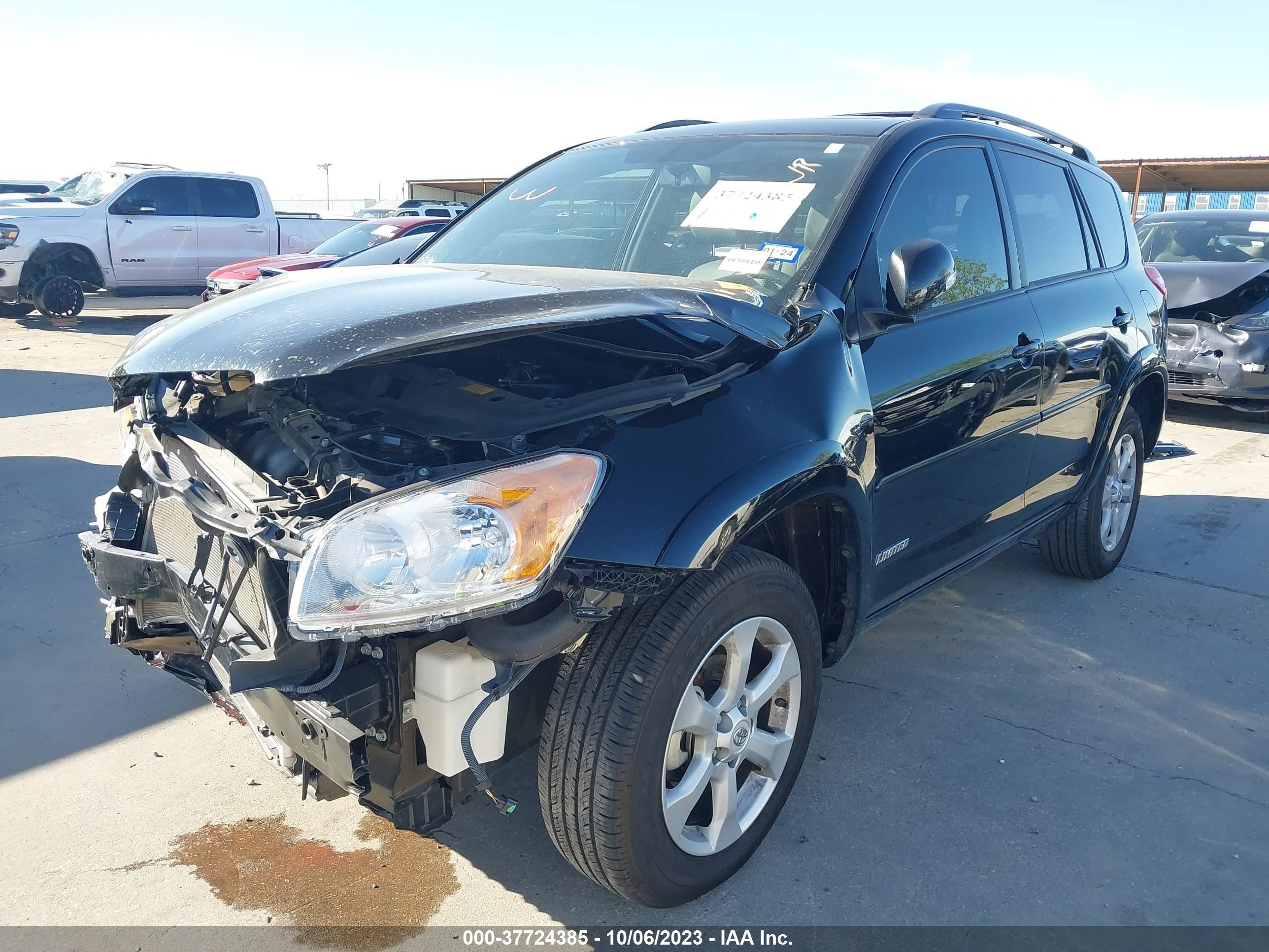 Photo 1 VIN: 2T3YF4DV0CW136871 - TOYOTA RAV 4 