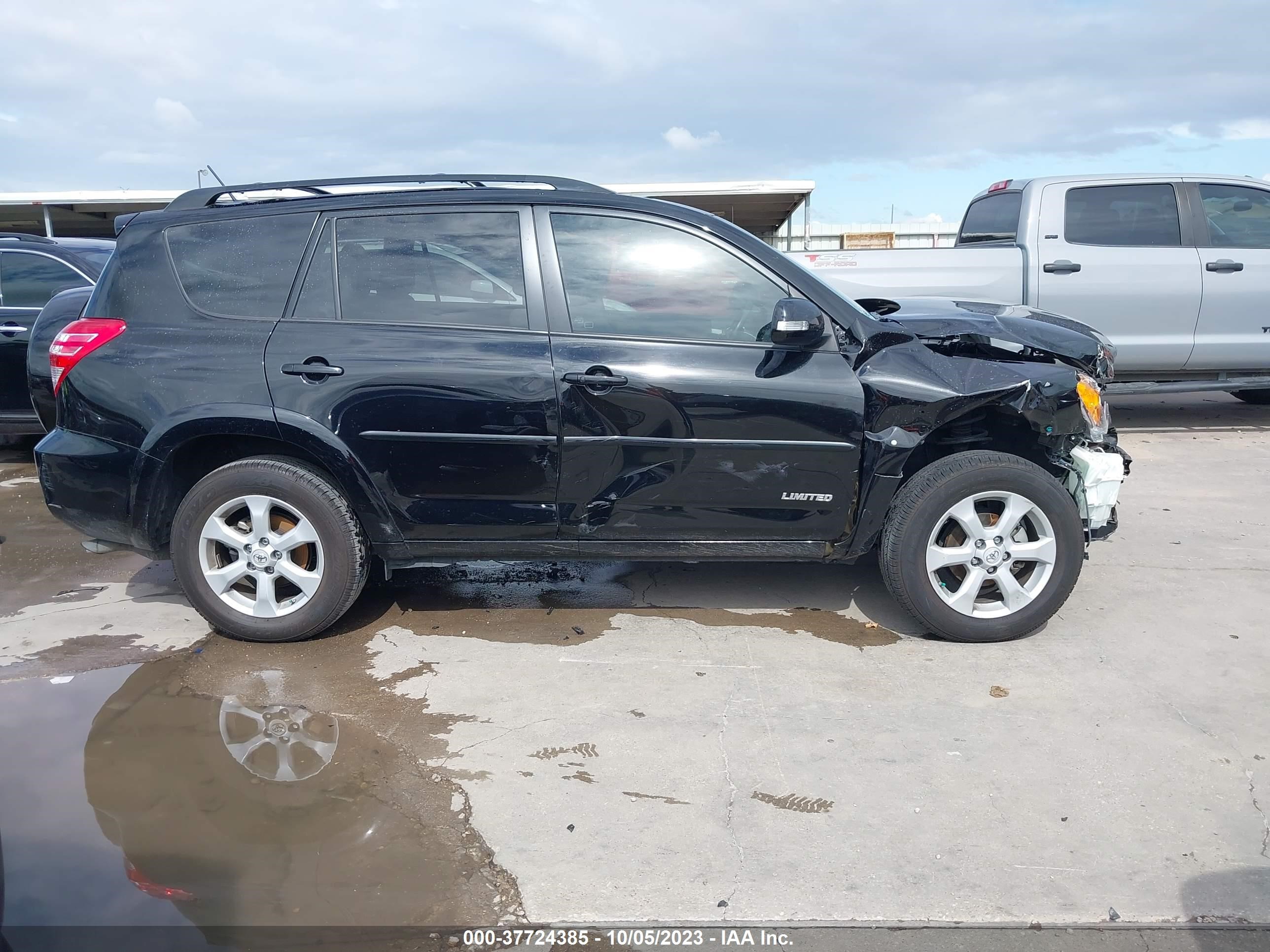 Photo 13 VIN: 2T3YF4DV0CW136871 - TOYOTA RAV 4 