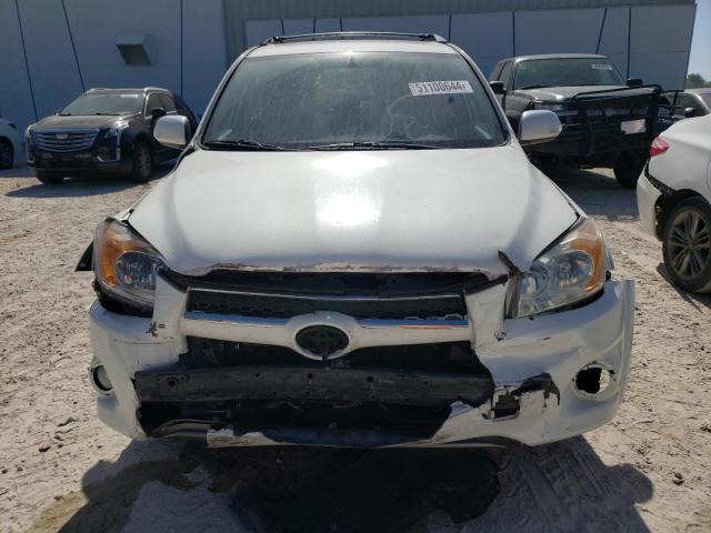 Photo 4 VIN: 2T3YF4DV1AW052393 - TOYOTA RAV4 