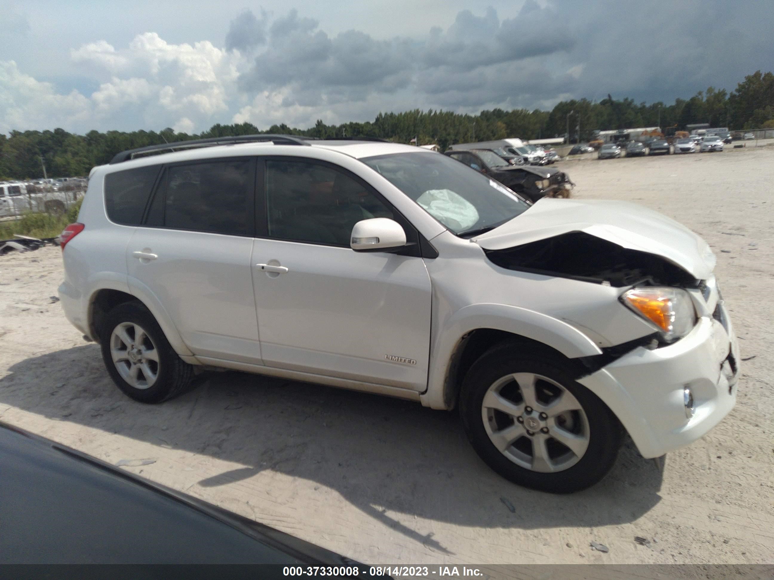 Photo 12 VIN: 2T3YF4DV2CW153123 - TOYOTA RAV 4 