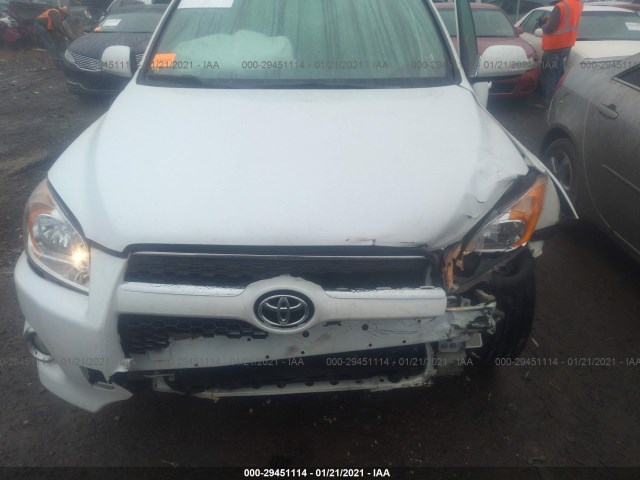 Photo 5 VIN: 2T3YF4DV4CW123881 - TOYOTA RAV4 