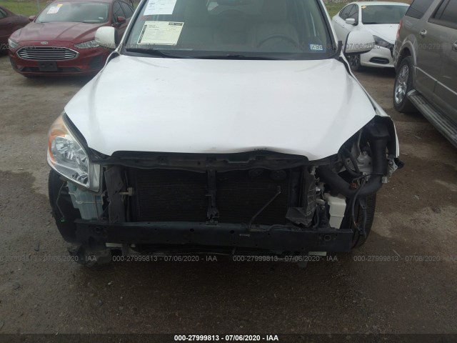 Photo 5 VIN: 2T3YF4DV5AW025701 - TOYOTA RAV4 