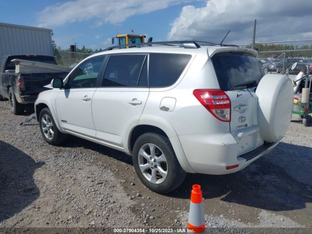 Photo 2 VIN: 2T3YF4DV7BW093998 - TOYOTA RAV4 