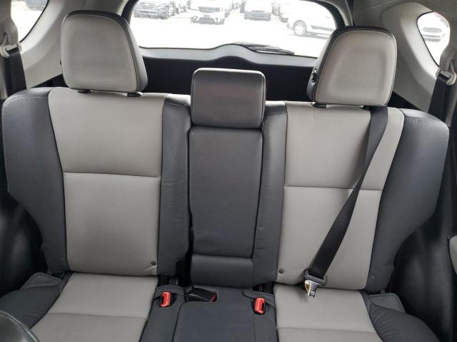 Photo 9 VIN: 2T3YFREV0FW137373 - TOYOTA RAV4 