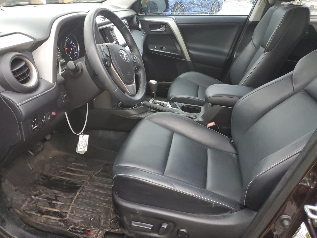 Photo 6 VIN: 2T3YFREV0HW355882 - TOYOTA RAV 4 