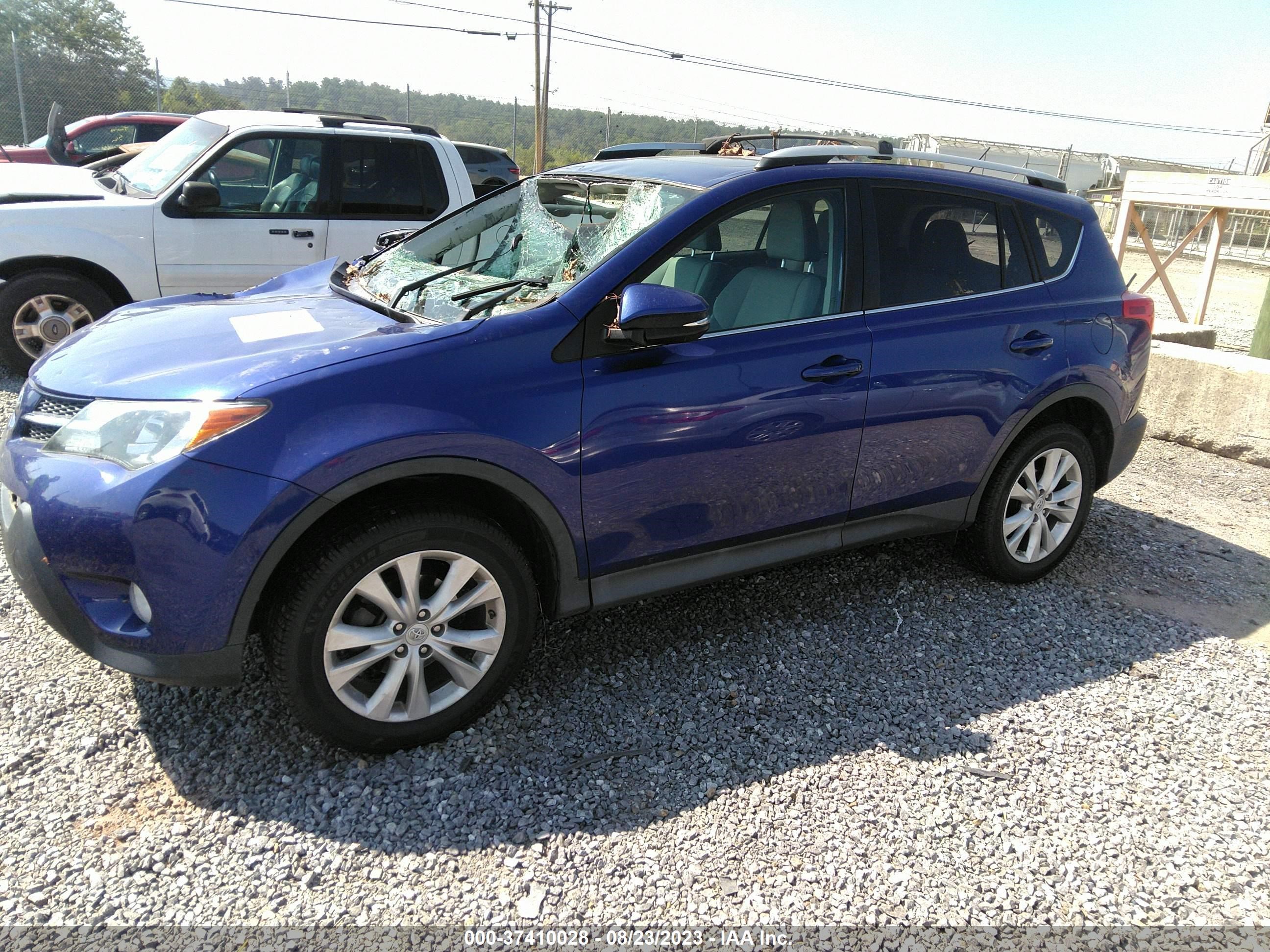 Photo 1 VIN: 2T3YFREV1FW207625 - TOYOTA RAV 4 