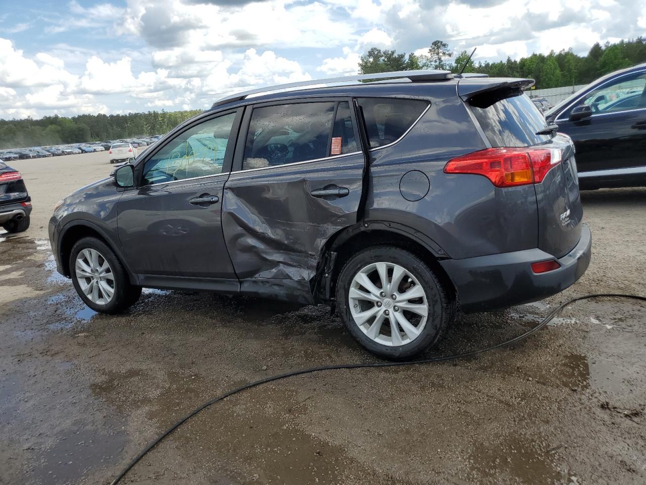 Photo 1 VIN: 2T3YFREV1FW229169 - TOYOTA RAV 4 