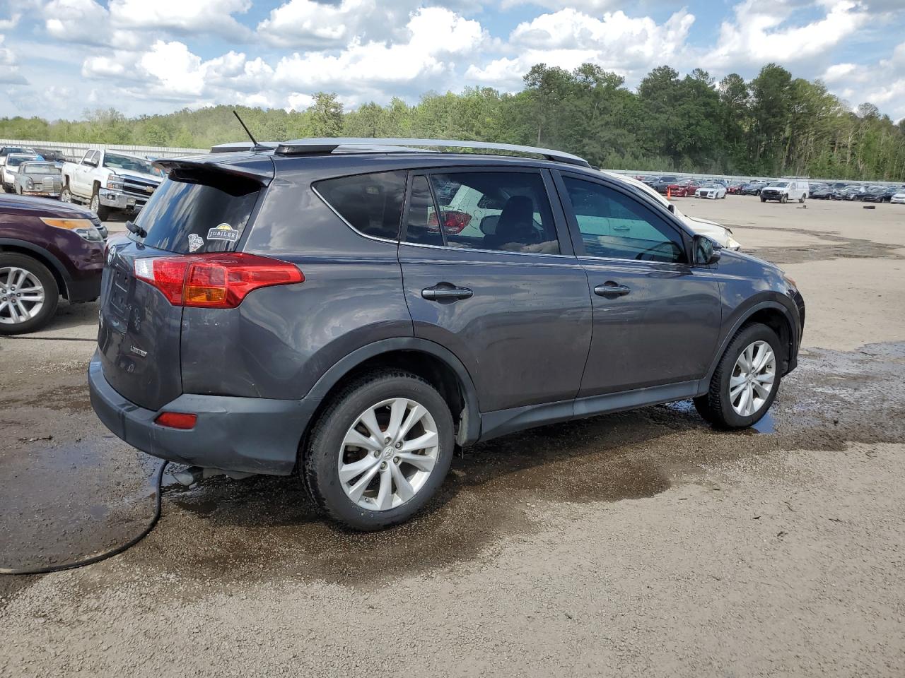 Photo 2 VIN: 2T3YFREV1FW229169 - TOYOTA RAV 4 