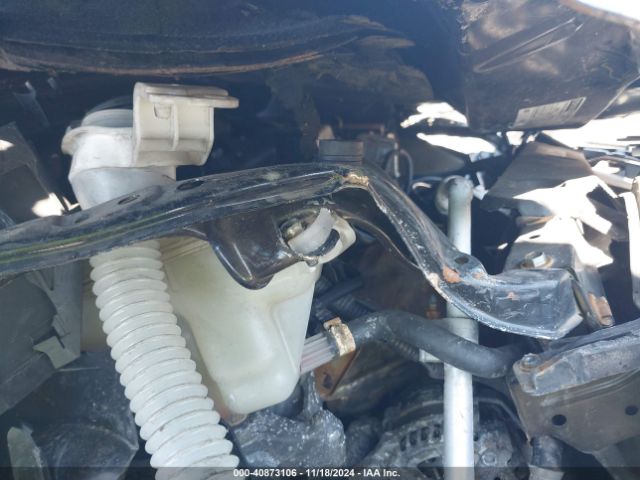 Photo 9 VIN: 2T3YFREV1GW310531 - TOYOTA RAV4 