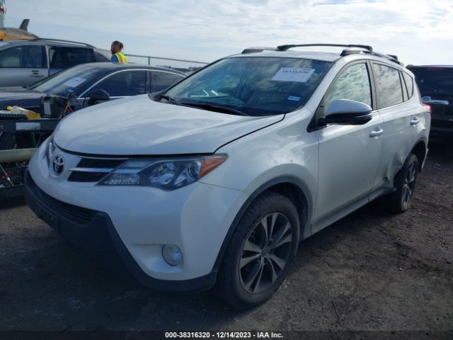 Photo 1 VIN: 2T3YFREV2FW194061 - TOYOTA RAV4 