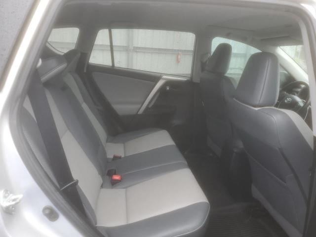 Photo 9 VIN: 2T3YFREV2FW227057 - TOYOTA RAV4 