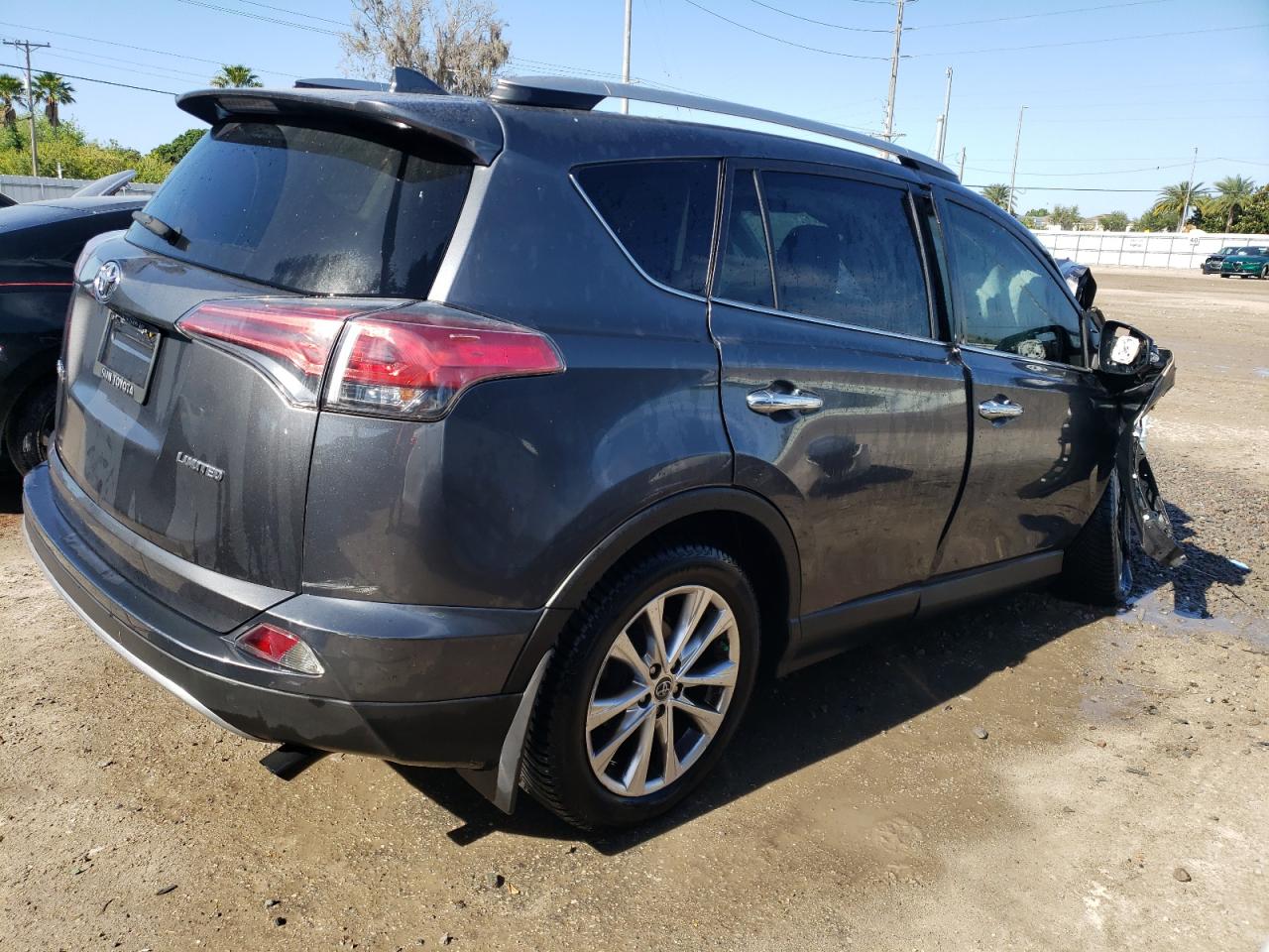 Photo 2 VIN: 2T3YFREV2JW515959 - TOYOTA RAV 4 