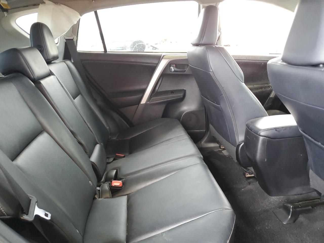 Photo 10 VIN: 2T3YFREV3DW043467 - TOYOTA RAV 4 