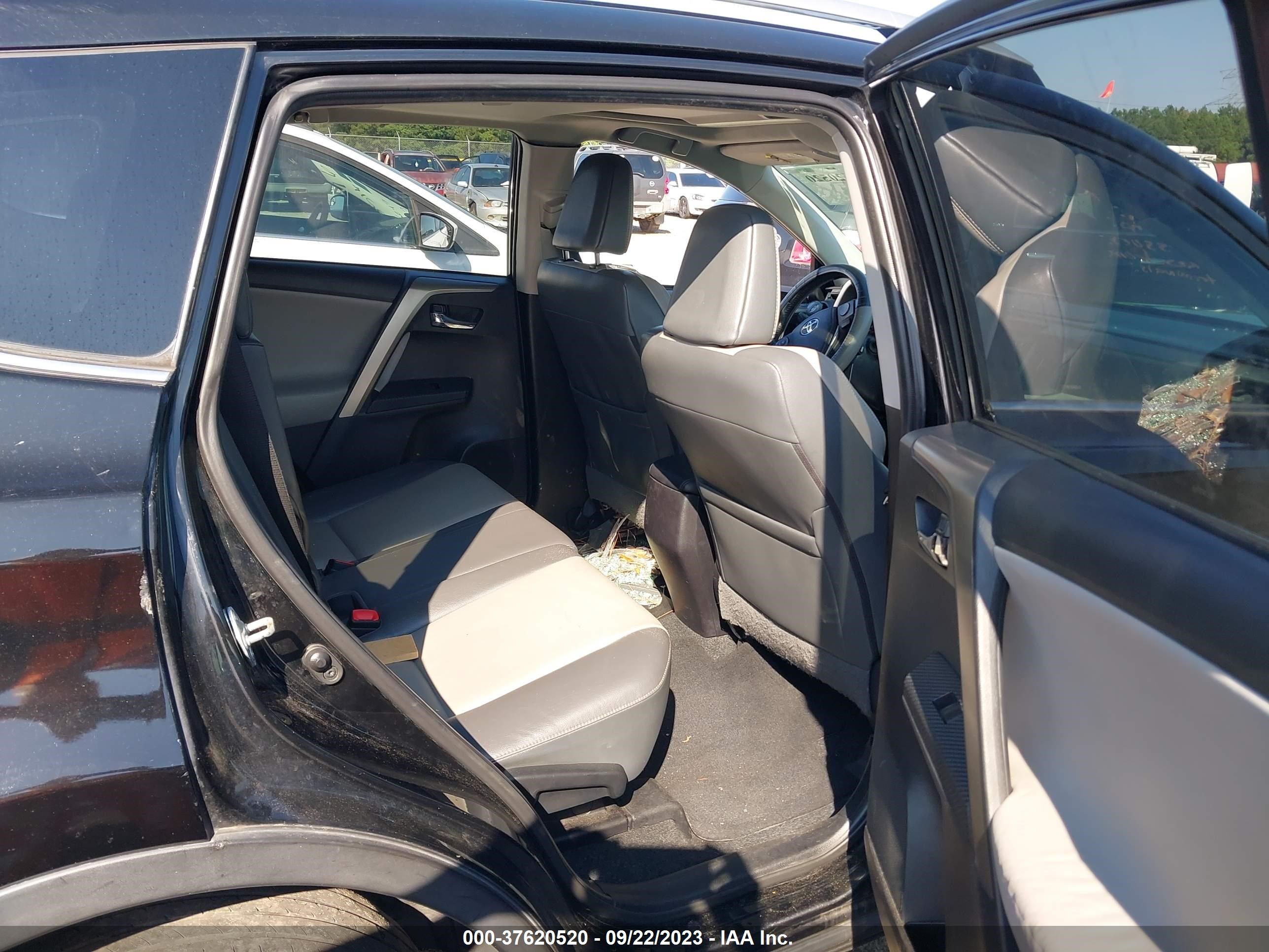 Photo 7 VIN: 2T3YFREV3EW082495 - TOYOTA RAV 4 