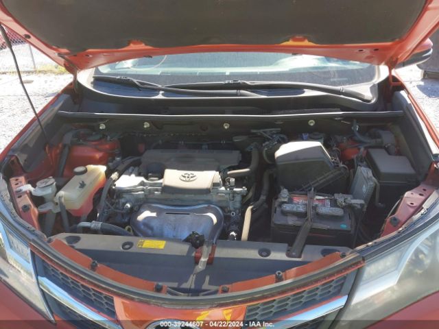 Photo 9 VIN: 2T3YFREV3FW133219 - TOYOTA RAV4 