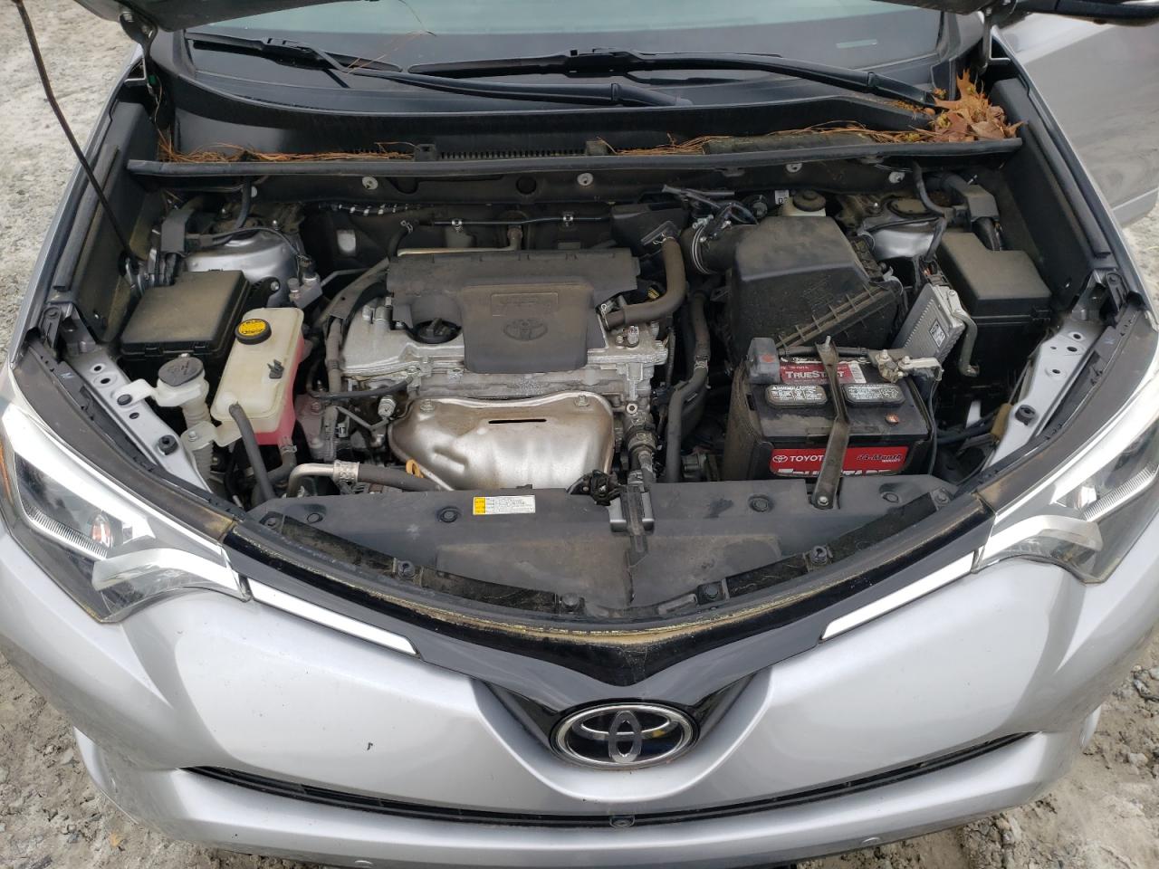 Photo 11 VIN: 2T3YFREV4HW371101 - TOYOTA RAV 4 