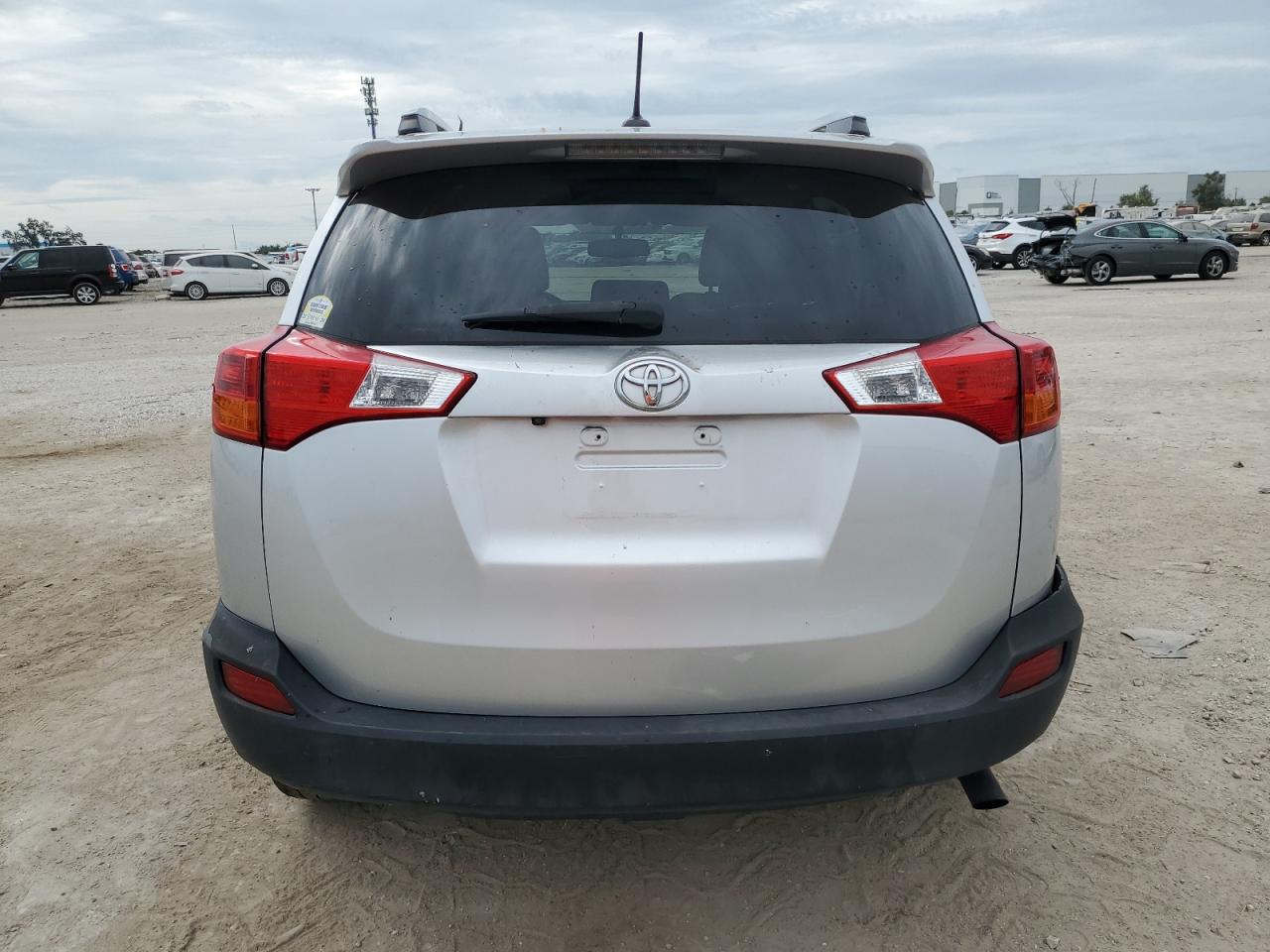 Photo 5 VIN: 2T3YFREV5EW092381 - TOYOTA RAV 4 