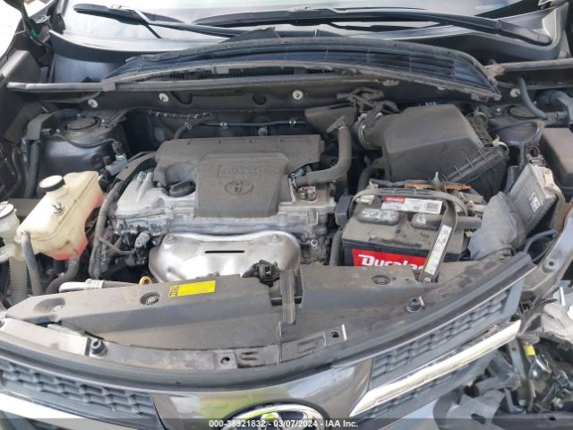 Photo 9 VIN: 2T3YFREV5FW215582 - TOYOTA RAV4 