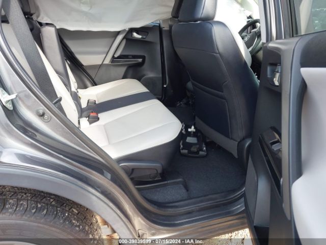 Photo 7 VIN: 2T3YFREV6JW506374 - TOYOTA RAV4 