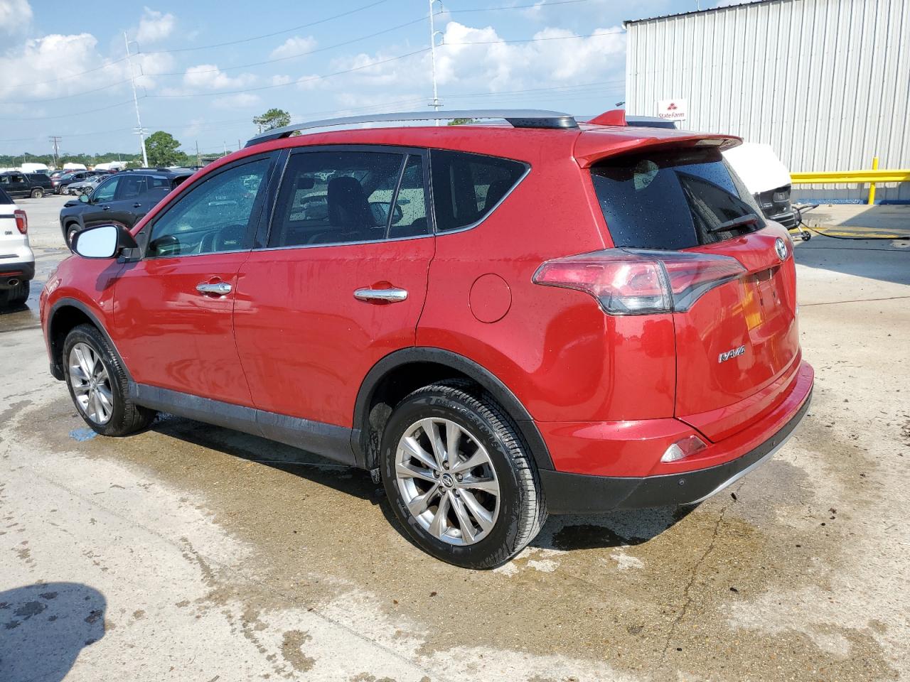 Photo 1 VIN: 2T3YFREV7HW359542 - TOYOTA RAV 4 