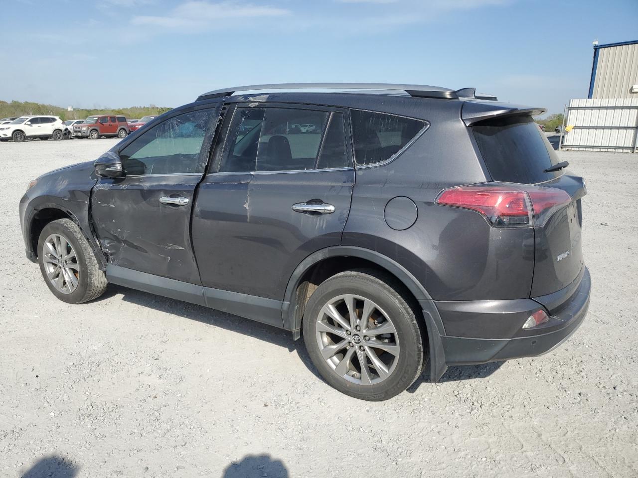 Photo 1 VIN: 2T3YFREV9HW376651 - TOYOTA RAV 4 