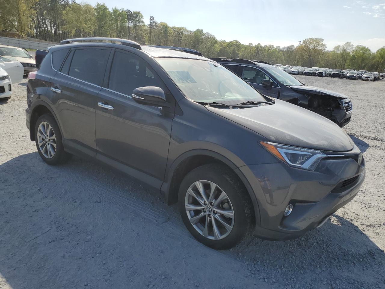 Photo 3 VIN: 2T3YFREV9HW376651 - TOYOTA RAV 4 