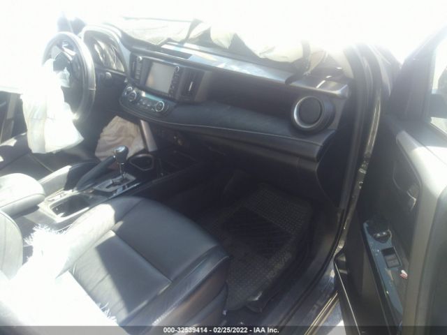 Photo 4 VIN: 2T3YFREV9JW470633 - TOYOTA RAV4 