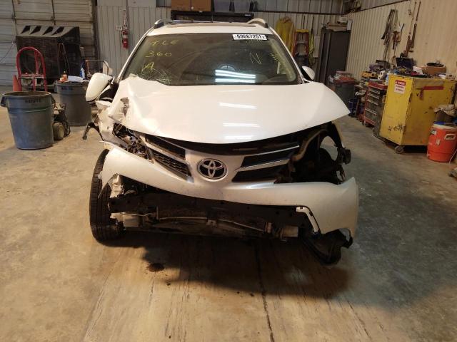 Photo 8 VIN: 2T3YFREVXDW072903 - TOYOTA RAV4 