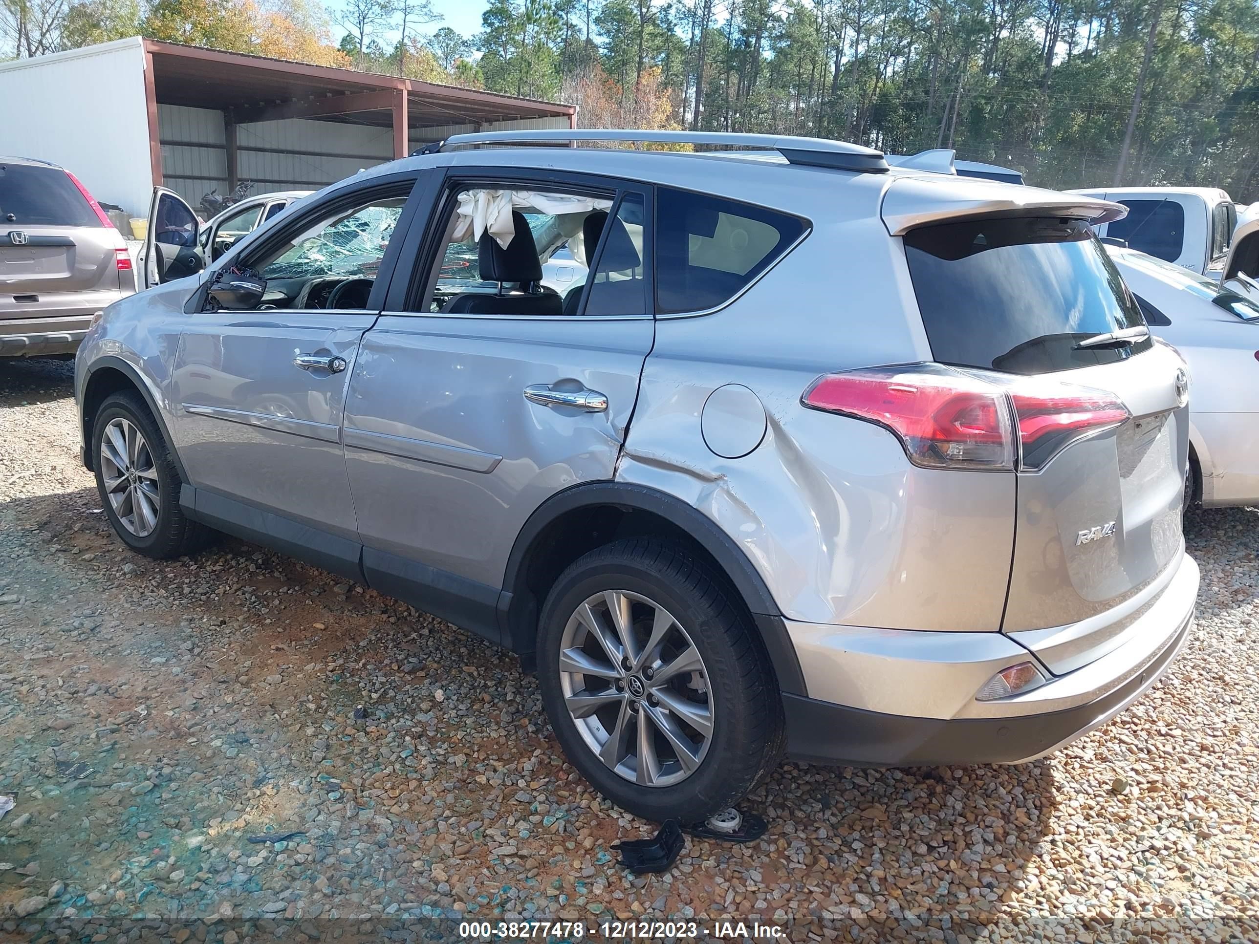 Photo 2 VIN: 2T3YFREVXHW339477 - TOYOTA RAV 4 