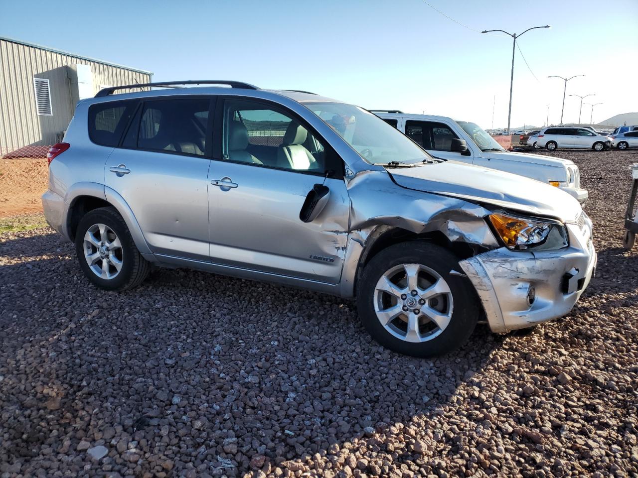 Photo 3 VIN: 2T3YK4DVXBW009684 - TOYOTA RAV 4 