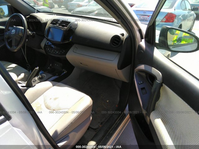 Photo 4 VIN: 2T3YL4DV1CW001486 - TOYOTA RAV4 EV 